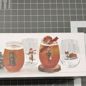 Furry Christmas 19oz Wine Glasses, Set Of 4, New